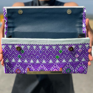 OVERSIZED CLUTCH MAYA